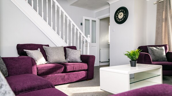 Living area - 3 bed. Entire House. Walney.Barrow in Furness (Barrow in Furness)