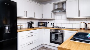 Private kitchen - 3 bed. Entire House. Walney.Barrow in Furness (Barrow in Furness)
