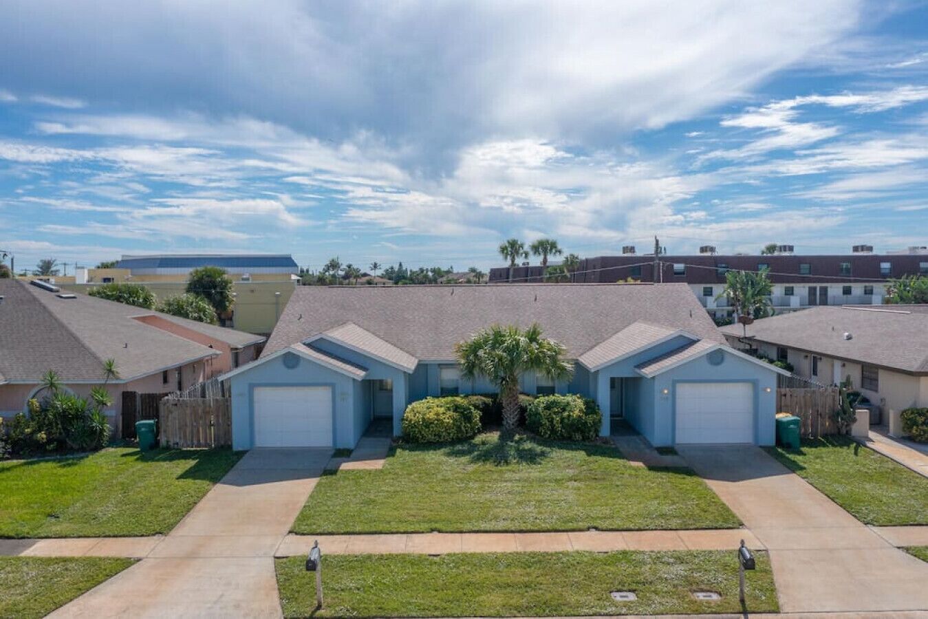 Beachside Getaway - Two Unit duplex - Pool and Patio