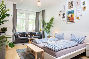 2 habitaciones, cuna de viaje, wifi gratis y ropa de cama