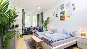 2 Schlafzimmer, Reisekinderbett, kostenloses WLAN, Bettwäsche