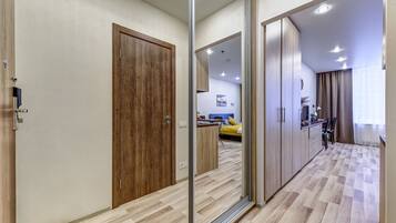 Comfort-Studio | Schrank
