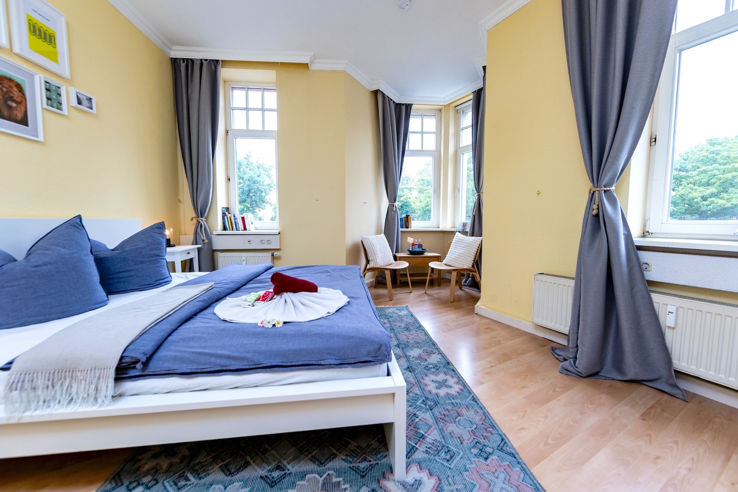 1 chambre, lit parapluie, Wi-Fi gratuit, draps fournis