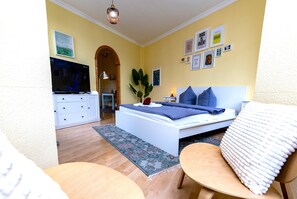 1 bedroom, travel cot, free WiFi, bed sheets