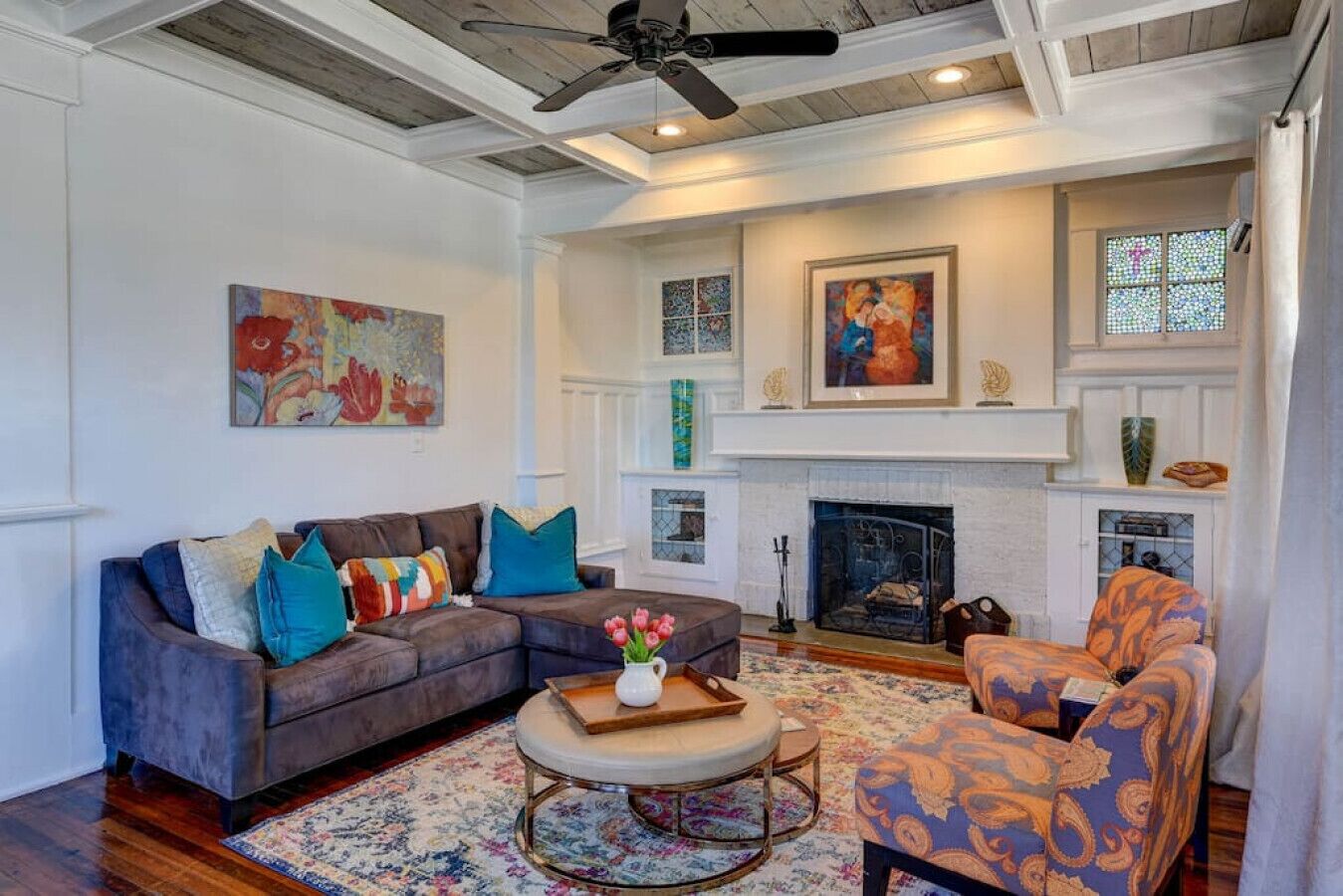 Galveston Charm! Just two blocks from Beach