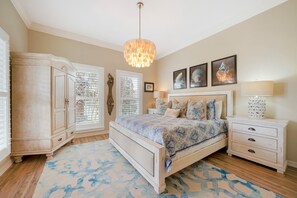 2 bedrooms, iron/ironing board, free WiFi, bed sheets - TERRA PALMS: Beach cottage with community pool one block from the beach! (Destin)