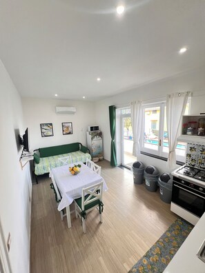 Games room - Apartment with pool and breathtaking view of the Golfo di Napoli (Pimonte)