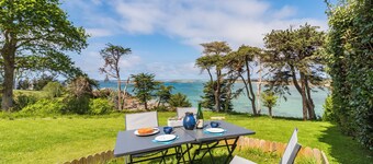 Brittany, Cote de Granit Rose, Chalet with sea view, feet in the water