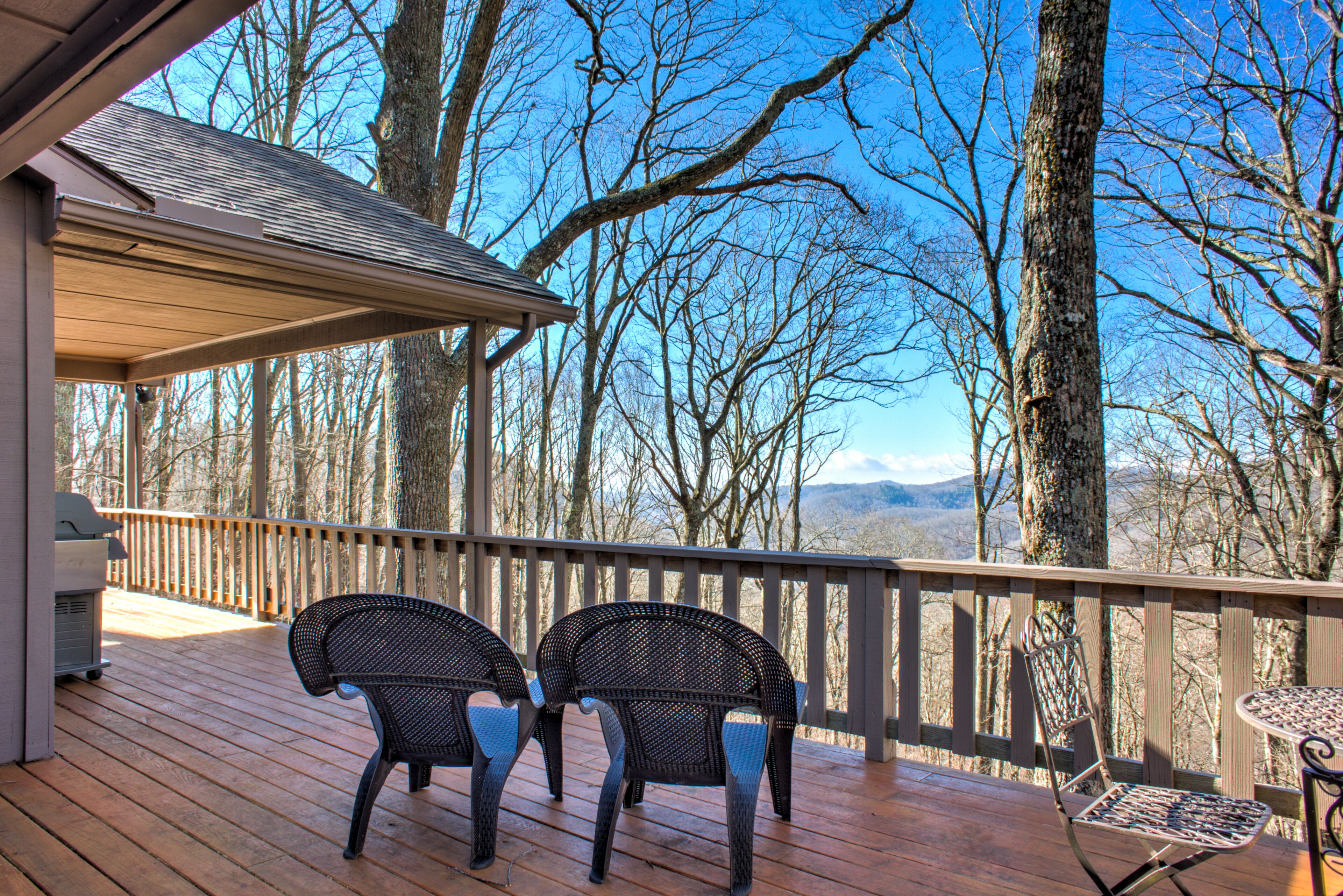 Sundance View by Carolina Mornings | Pool Table, Grill, & Mtn Views⛰️