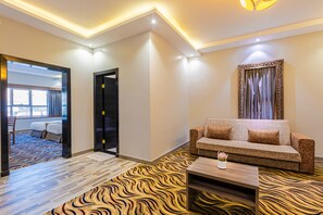 40-inch LED TV with cable channels, TV - Luma Homes (Madinah)