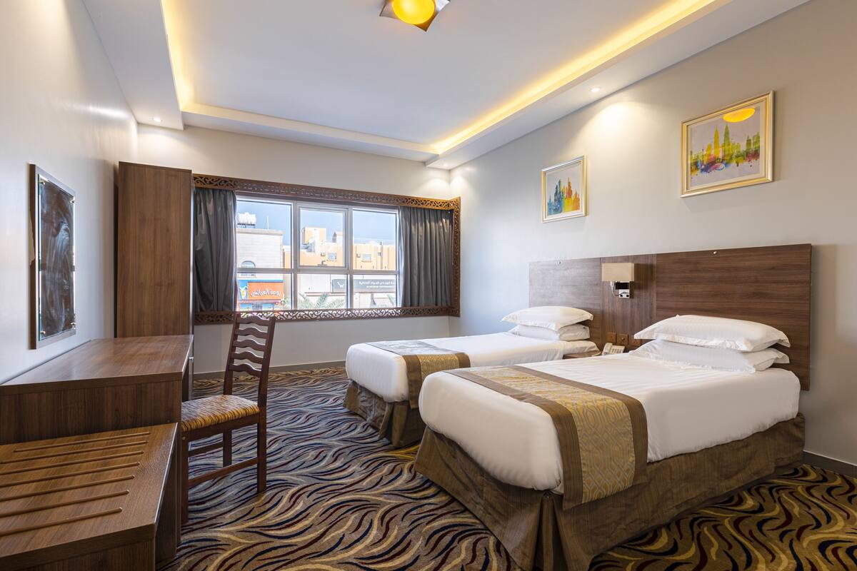 2 bedrooms, minibar, in-room safe, laptop workspace