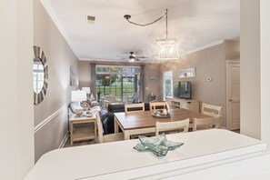 Dining - Wedgewood #413 - Nice Condo! (North Myrtle Beach)