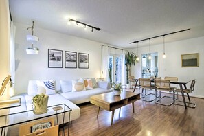 TV, DVD player, books, stereo - Home with Outdoor Oasis in Downtown Raleigh! (Raleigh)