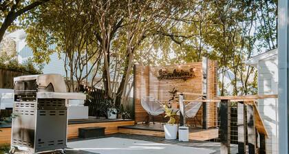 Home with Outdoor Oasis in Downtown Raleigh!