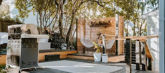 Home with Outdoor Oasis in Downtown Raleigh!