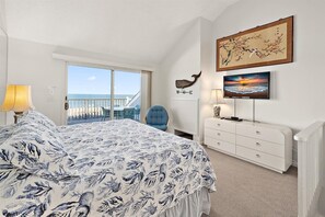 4 bedrooms, iron/ironing board