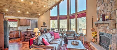 TV, fireplace, DVD player