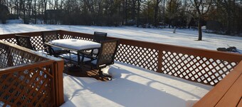 Sanctuary Woodland Guest House, located next to the conservation area!