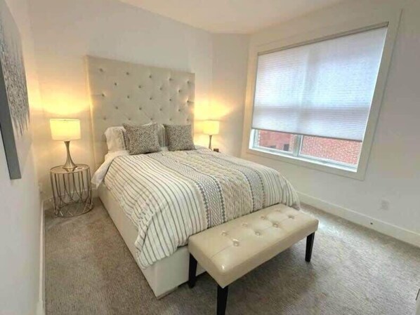 2 chambres, fer et planche à repasser, Wi-Fi, draps fournis