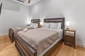 3 chambres, fer et planche à repasser, Wi-Fi, literie fournie