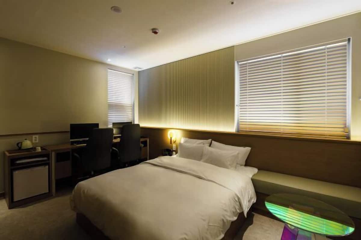 Décoration personnalisée, ameublement personnalisé, Wi-Fi gratuit