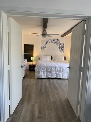 3 quartos, berço de viagem, Wi-Fi de cortesia, roupa de cama