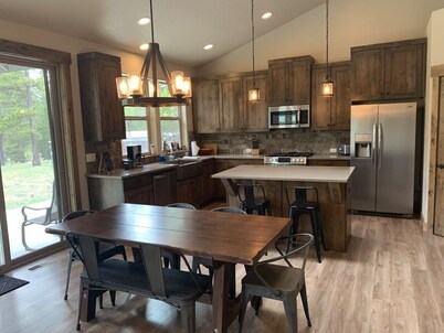 Explore Natures Beauty and Stay at Home in the Heart of Oregon's Wonderland