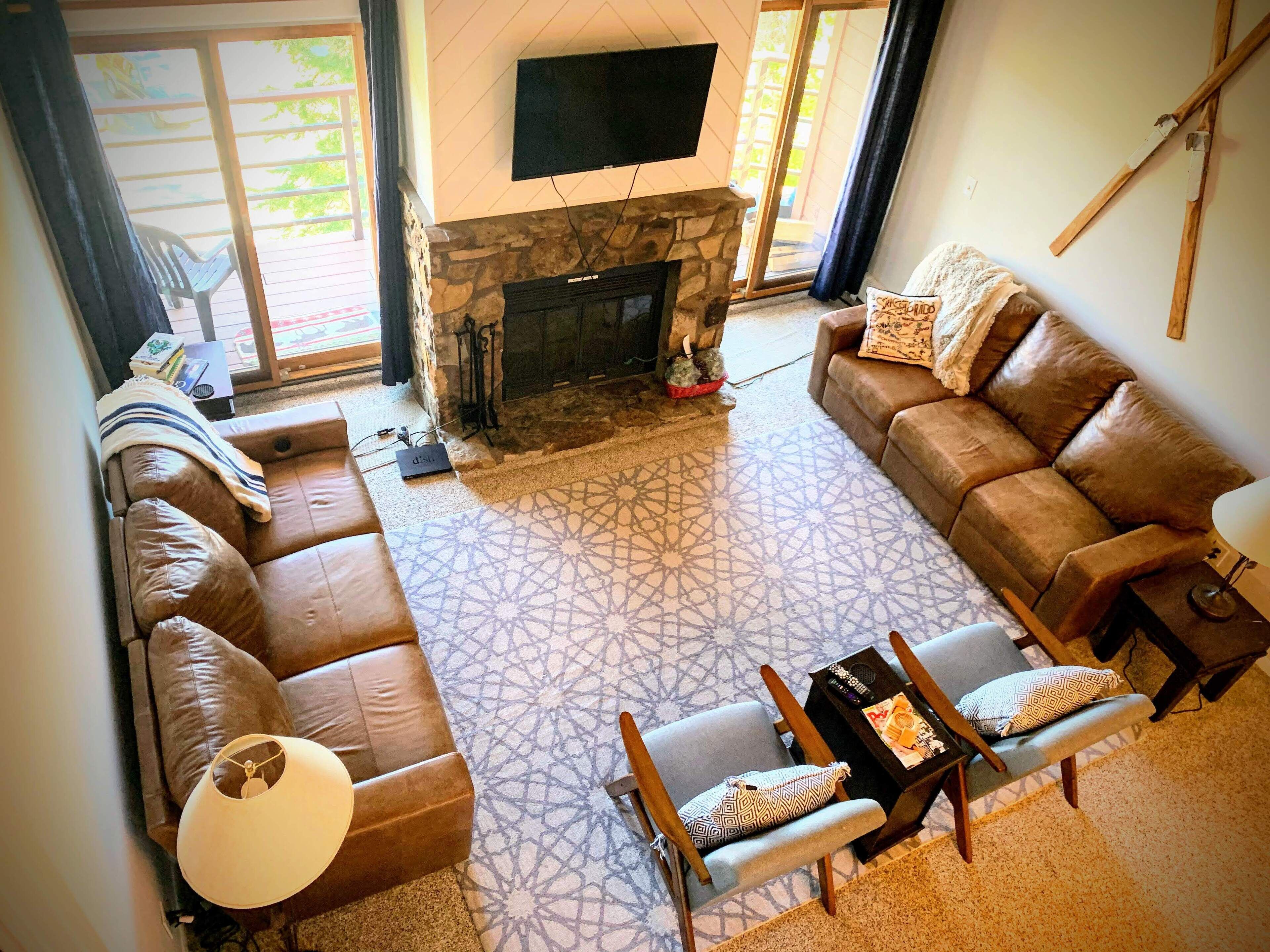 Comfortable, Family-friendly Mountain Escape with Indoor Pool & Hot Tub!