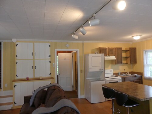 Cozy Urban Loft Near Downtown Frankfort