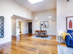 Interior - Spacious Old City Loft (Knoxville)