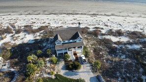 Exterior - Beautiful Beachfront House With Amazing Views! (Harbor Island)
