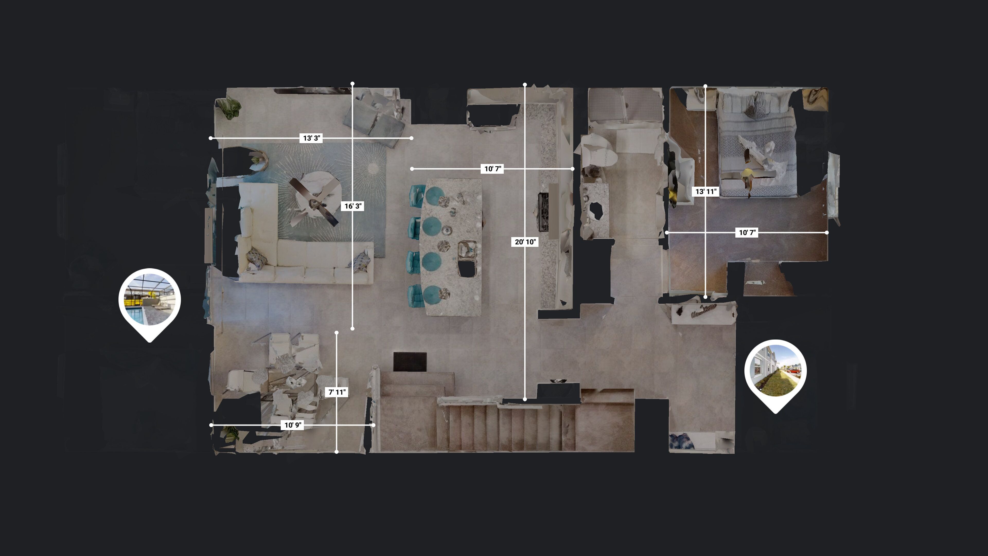 Schéma d’un plan d’une chambre d’hôtel, vu d’en haut, comprenant un lit, un coin salon et une petite kitchenette.