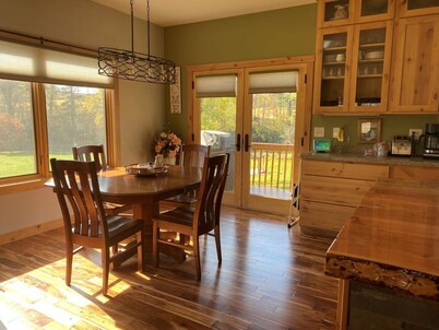 Quiet, comfortable bed & breakfast in a gorgeous rural setting!