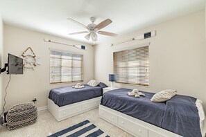 4 Schlafzimmer, Bügeleisen/Bügelbrett, Reisekinderbett, kostenloses WLAN