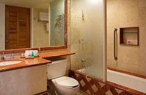 Badewanne, Handtücher, Seife