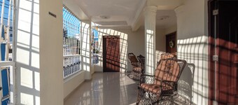 Family 2 Bedroom Apartment in Corales del Sur