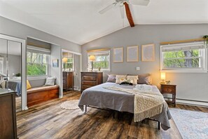 1 chambre, fer et planche à repasser, lit parapluie, Wi-Fi gratuit