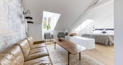 CITY CENTER APARTMENT