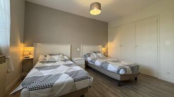 2 bedrooms, internet