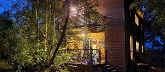 Spotted Gum Retreat: cosy nest @ Mystery Bay