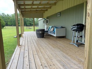 Terrace/patio - ADORABLE COTTAGE ON A FARM (Milton)