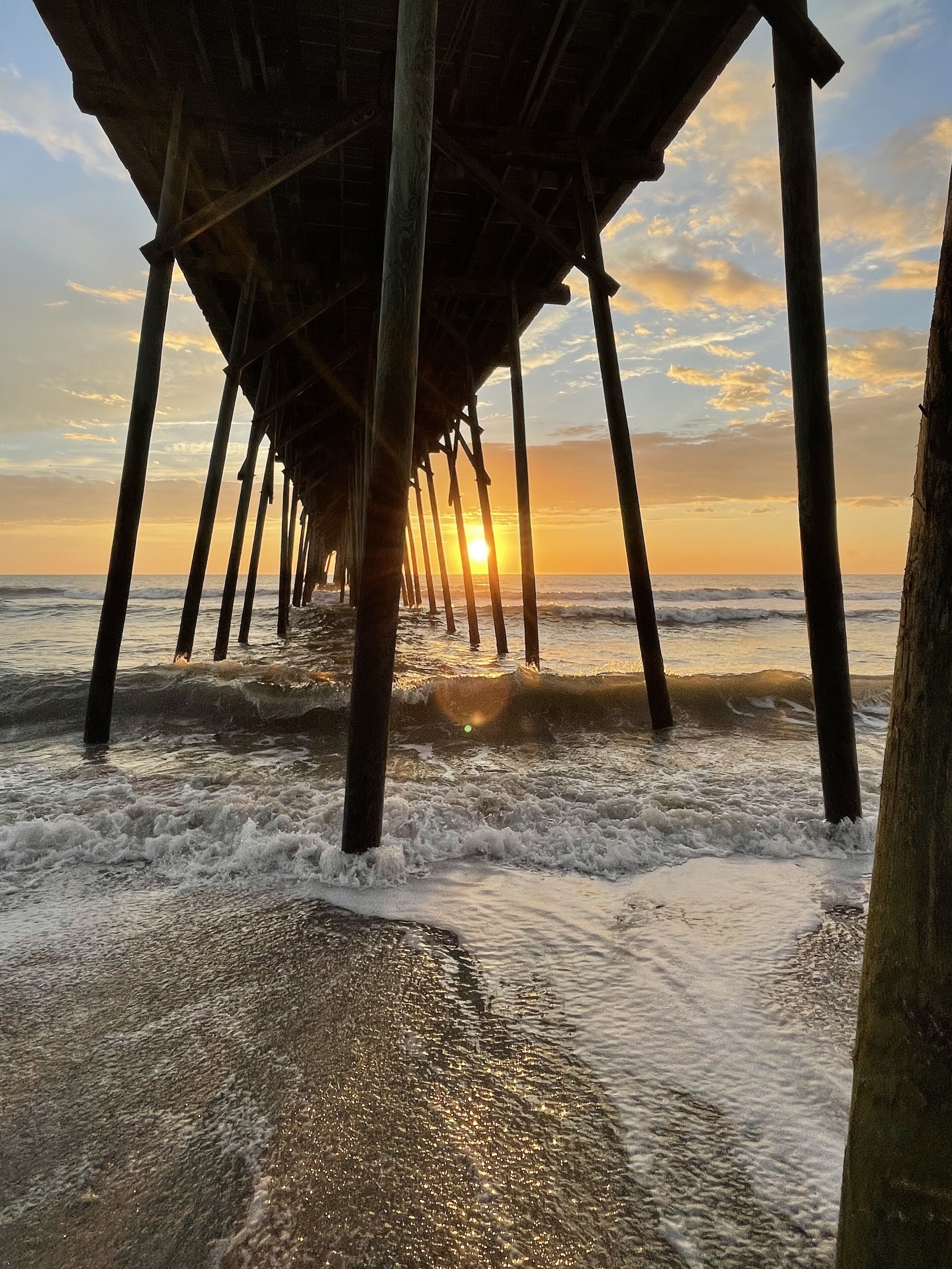 Nær stranden, solsenger og strandhåndklær