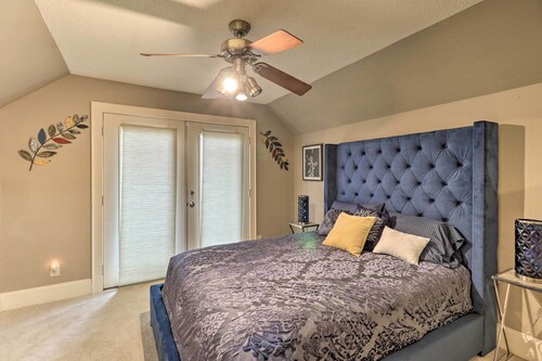 Cozy Conyers Cabin w/ Fireplace & Pool Table!