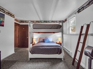 2 bedrooms, free WiFi, bed sheets