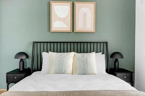 1 chambre, fer et planche à repasser, Wi-Fi, literie fournie
