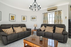 تلفزيون، مشغل دي في دي، ستيريو