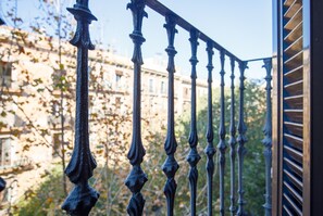 Property grounds - CASA TAMARIT 2 BEDROOM (Barcelona)