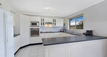 Bonnieview House at Shelly Beach