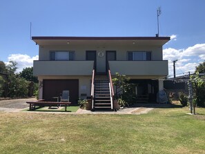 Exterior - “Caught Up At Bemm” Holiday Accommodation perfect for fishing clubs and families (Bemm River)