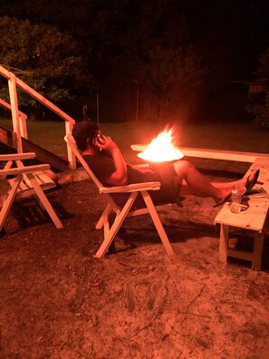 Terrace/patio - “Caught Up At Bemm” Holiday Accommodation perfect for fishing clubs and families (Bemm River)